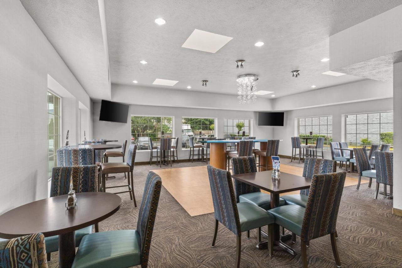 Holiday Inn Express Wenatchee By Ihg Экстерьер фото