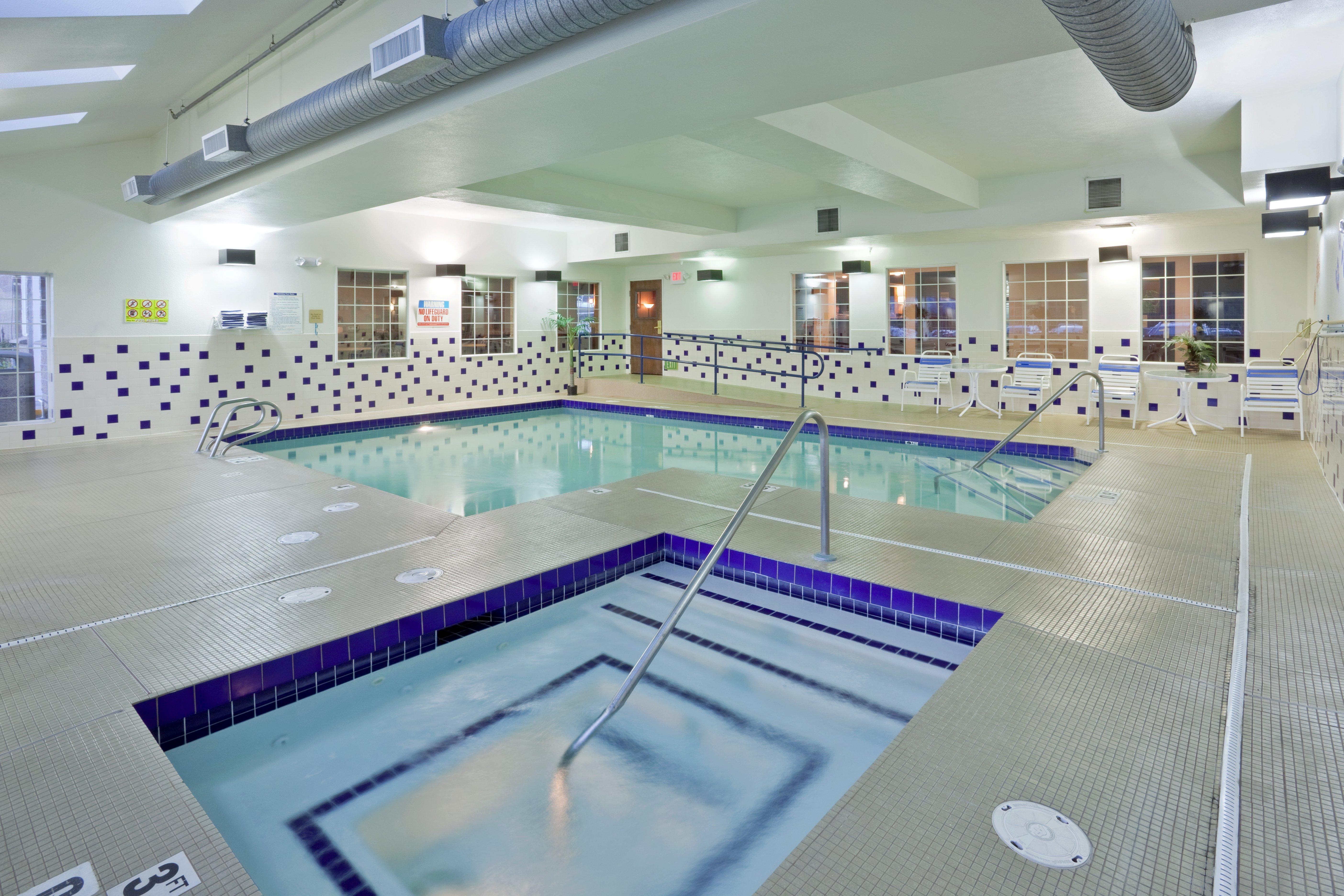 Holiday Inn Express Wenatchee By Ihg Экстерьер фото