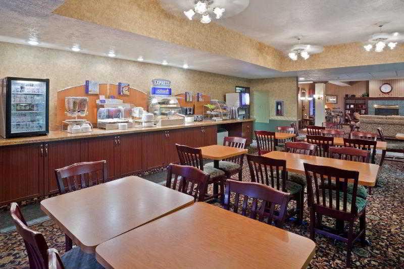 Holiday Inn Express Wenatchee By Ihg Ресторан фото